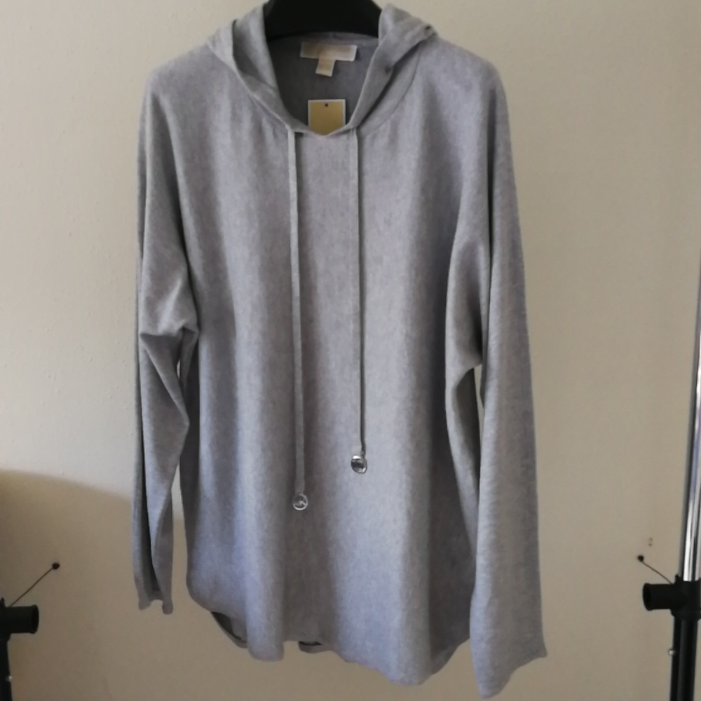 Michael Kors Women   Pearl Heathe Basics (with hat)    (Brand New）